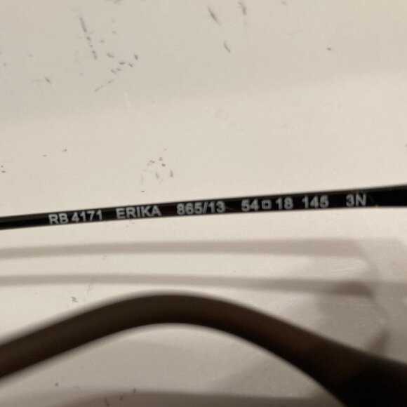 NEW Ray-Ban Erika Classic Sunglasses - Picture 4 of 4